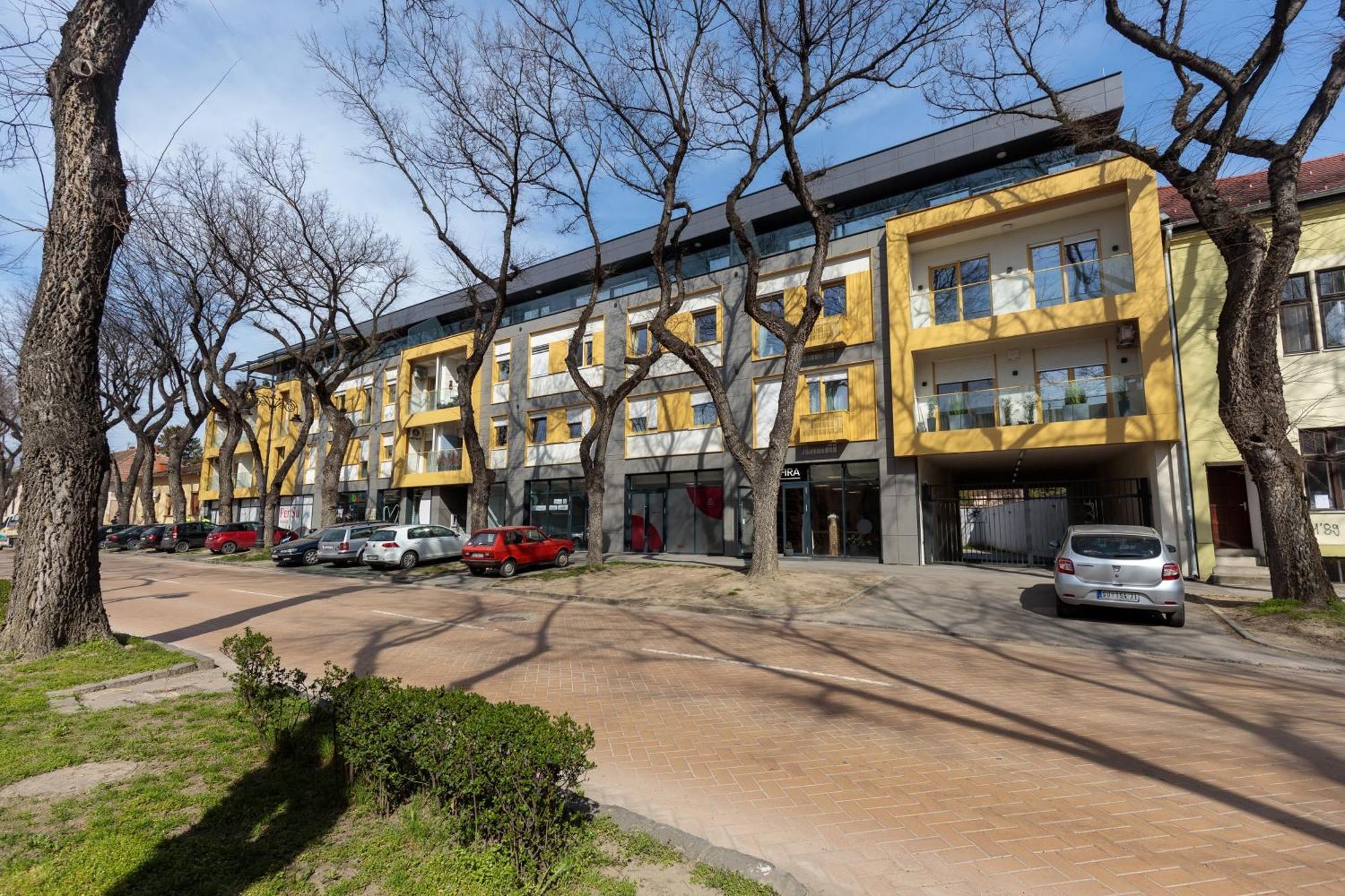 Donner Luxury Апартамент
